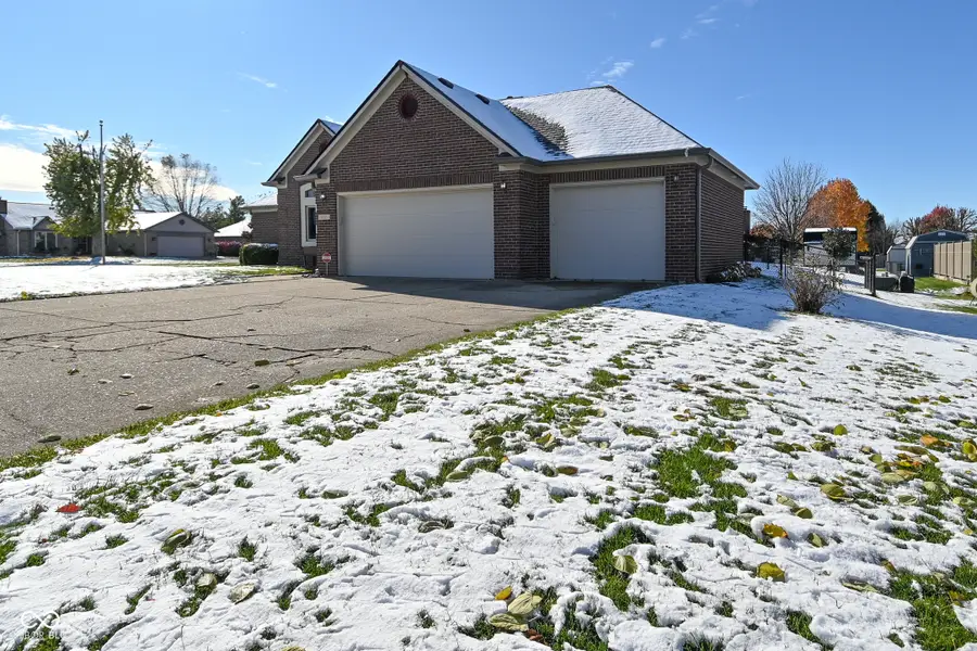 420 Jaynes Circle, Greenwood, IN 46142 - Image #2