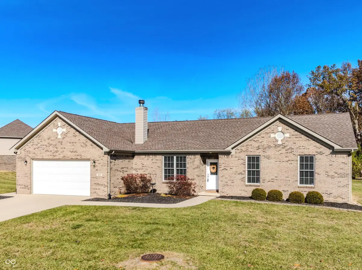 422 S Bridgewater Lane, Muncie, IN 47304 - Image #1