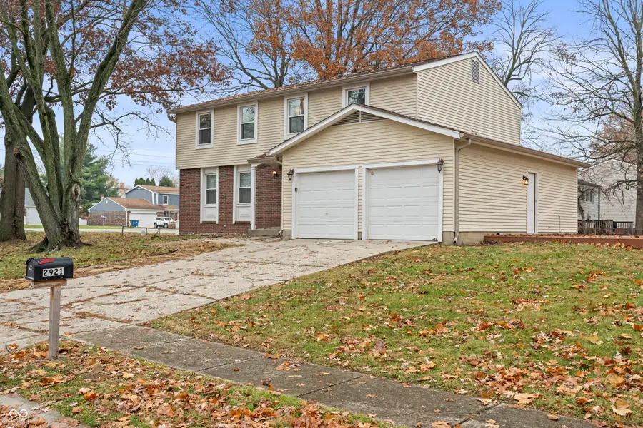 2921 N Sheffield Drive N, Indianapolis, IN 46229 - Image #3