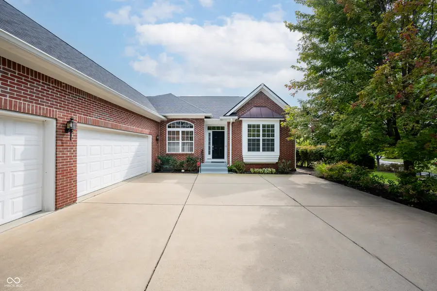 15382 Mission Hills Drive, Carmel, IN 46033 - Image #2