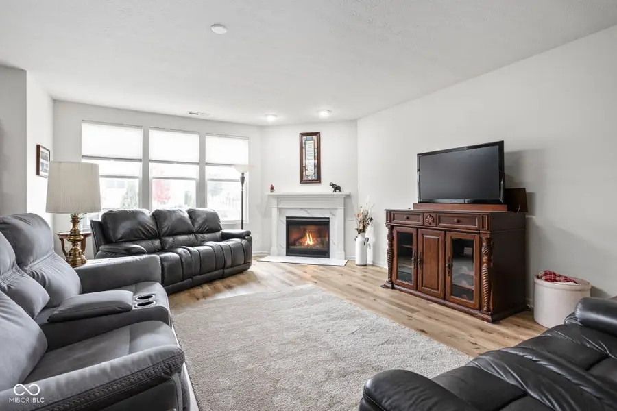 936 Plunkett Avenue, Westfield, IN 46074 - Image #2