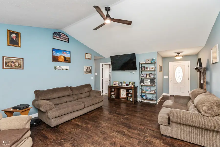 1839 Richards Drive, Seymour, IN 47274 - Image #3