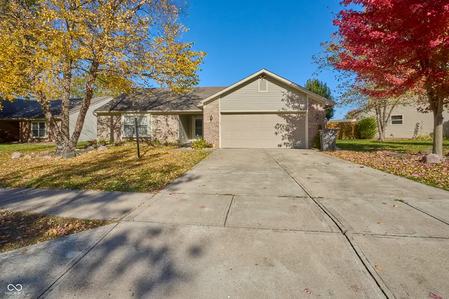 8456 Southern Springs Boulevard, Indianapolis, IN 46237 - Image #2