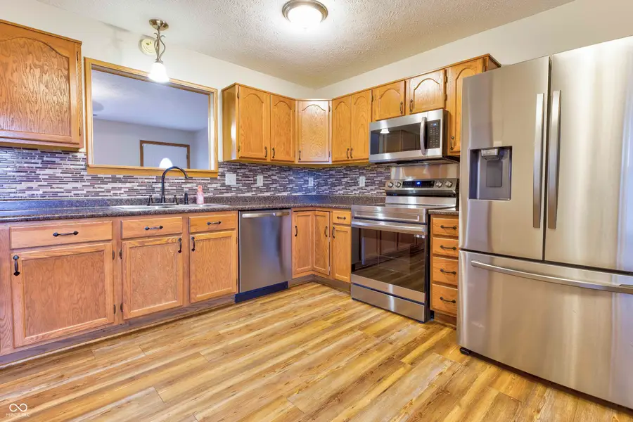 267 Pineview Drive, Mooresville, IN 46158 - Image #3