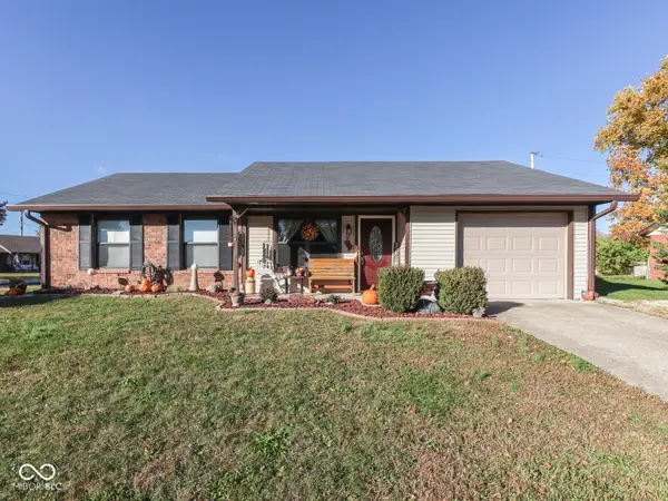 510 Greensprings Drive, Whiteland, IN 46184