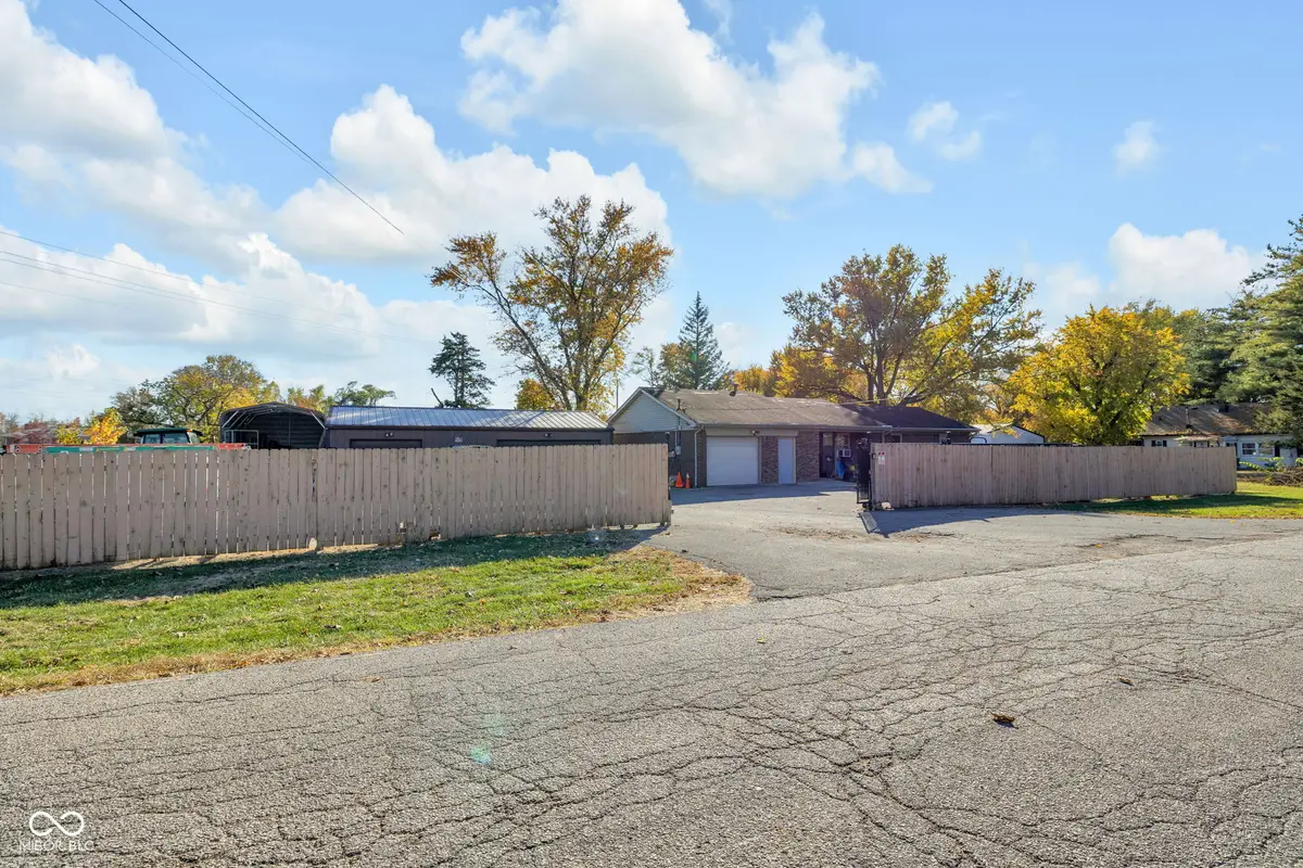 7601 Milhouse Road, Indianapolis, IN 46241 - Image #1