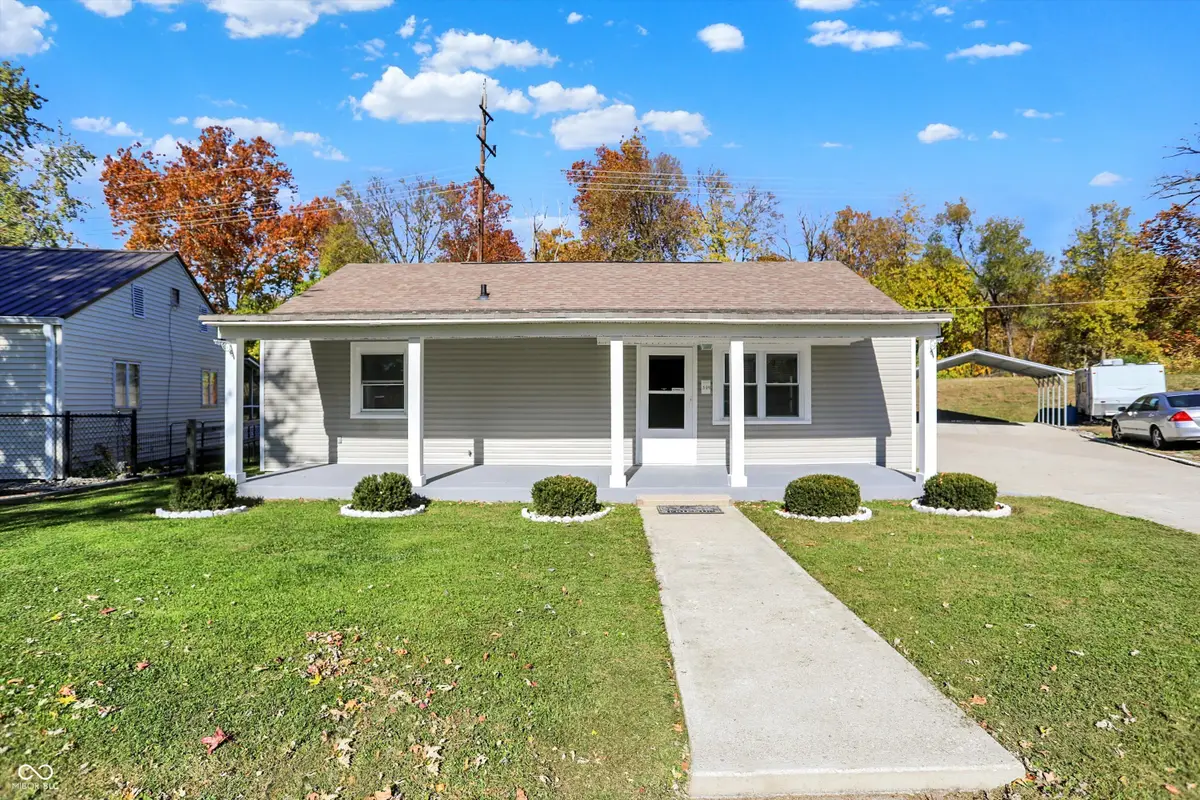 304 Sunset Drive, Shelbyville, IN 46176 - Image #1