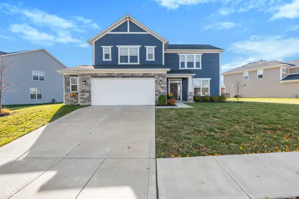 15865 W Rail Drive, Westfield, IN 46074