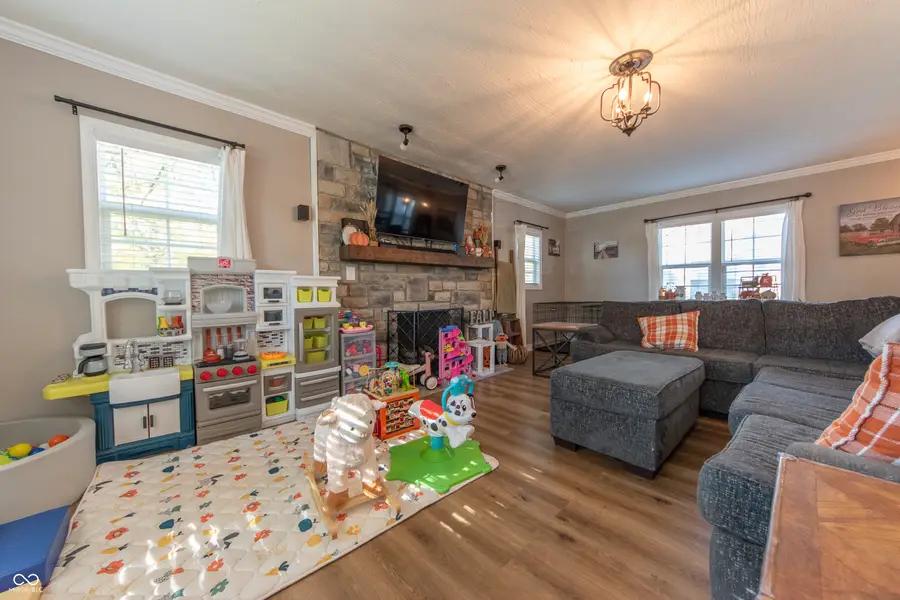 902 18th Street, Columbus, IN 47201 - Image #3