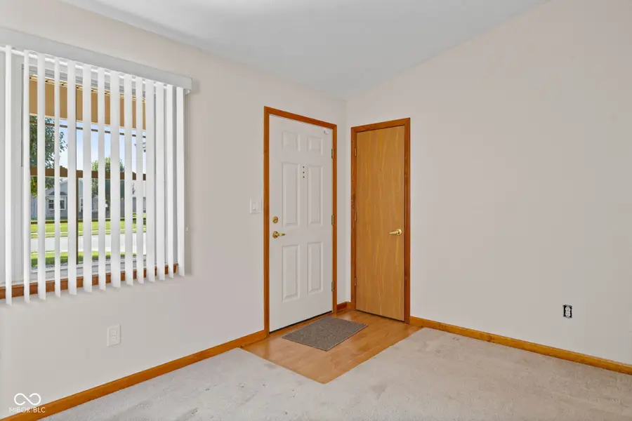 1621 Vidalia Court, Greenwood, IN 46143 - Image #2