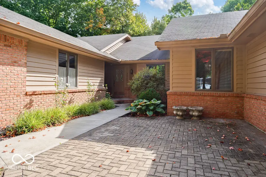 3264 Woodhaven Trail, Kokomo, IN 46902 - #3