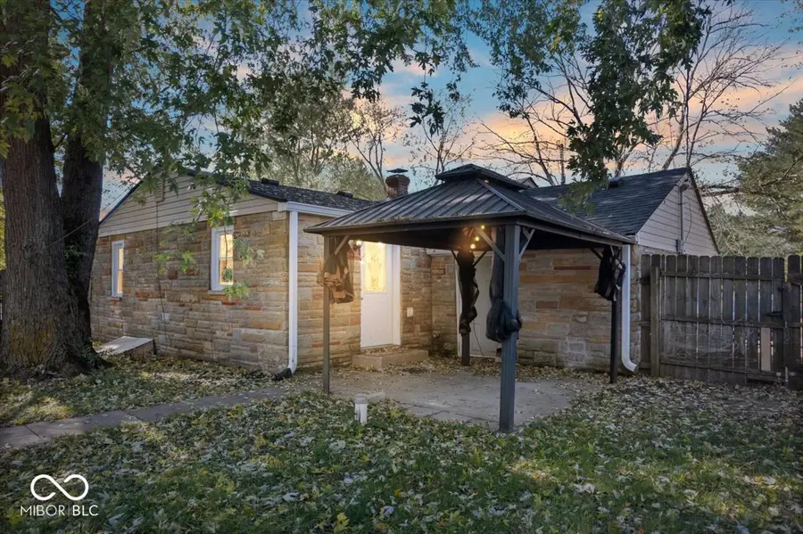 8098 N 700 W, Fairland, IN 46126 - Image #2