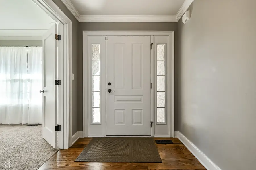 3866 S Cedar Creek Way, New Palestine, IN 46163 - Image #2