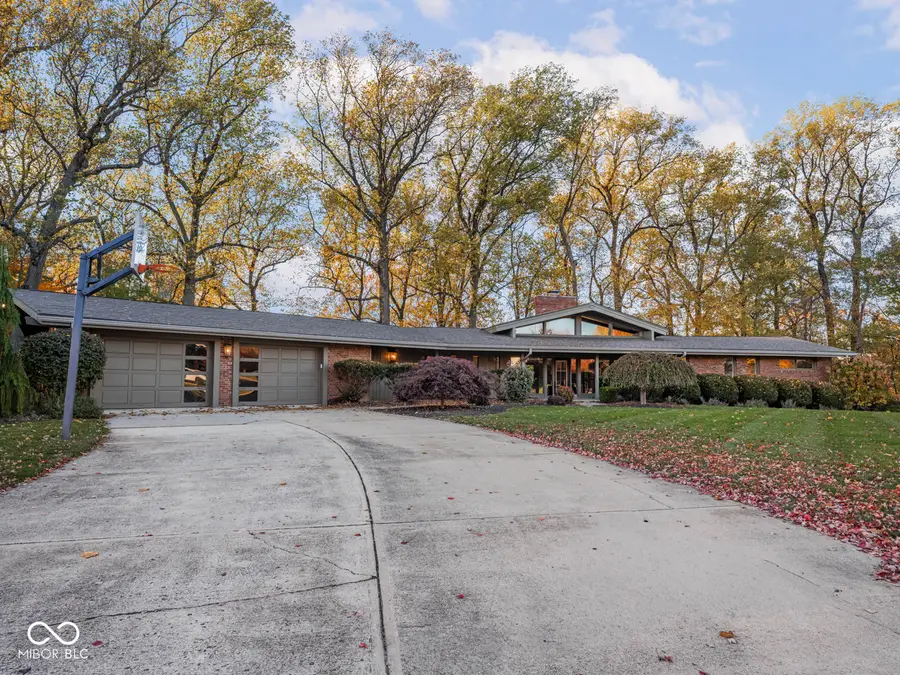 11412 Niagara Drive, Fishers, IN 46037 - Image #2