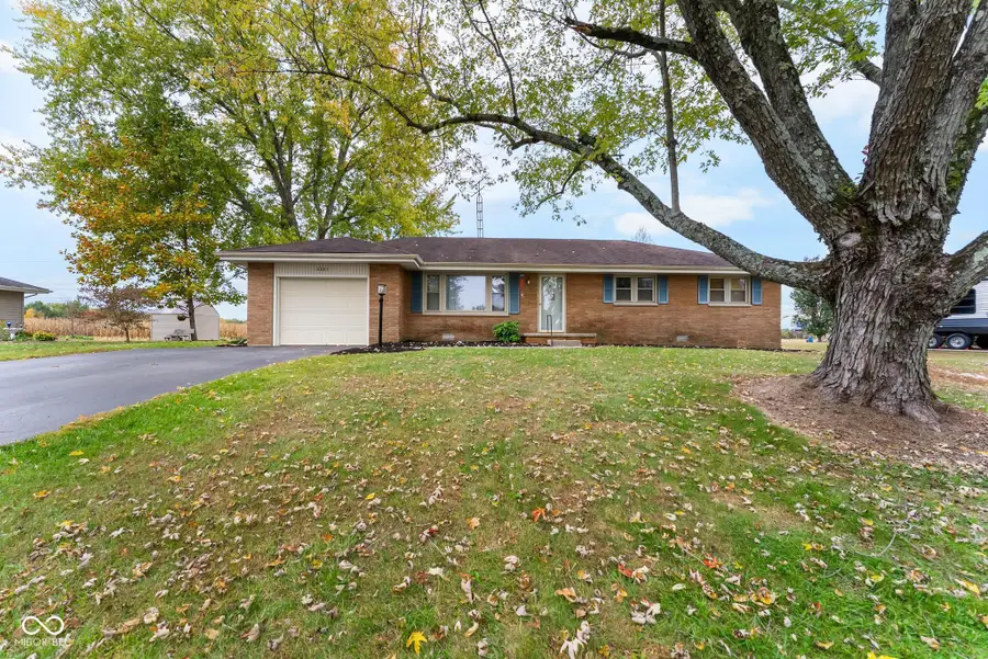 10883 E Greendale Drive, Seymour, IN 47274 - Image #2