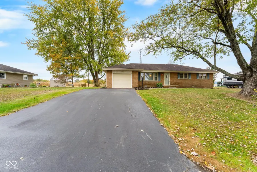 10883 E Greendale Drive, Seymour, IN 47274 - Image #3