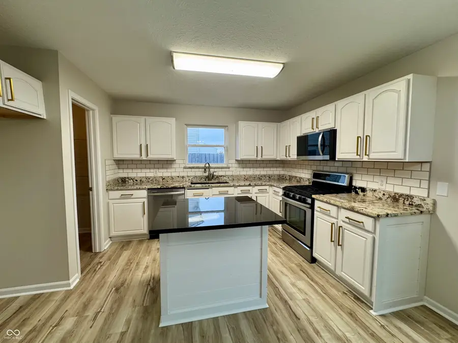 13125 Zinfandel Place, Fishers, IN 46038 - Image #3