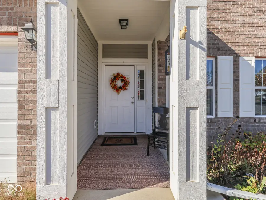 1618 Woodside Circle, Franklin, IN 46131 - Image #2