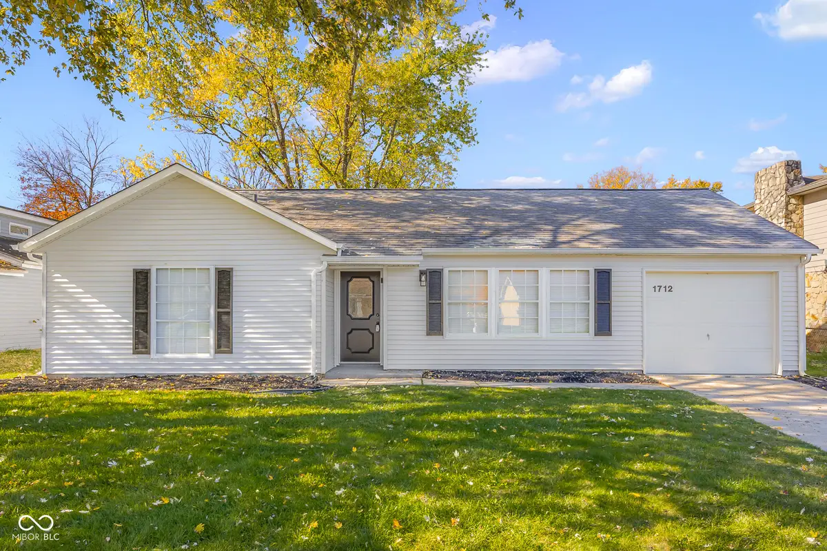 1712 Prairie Drive, Columbus, IN 47203 - Image #1