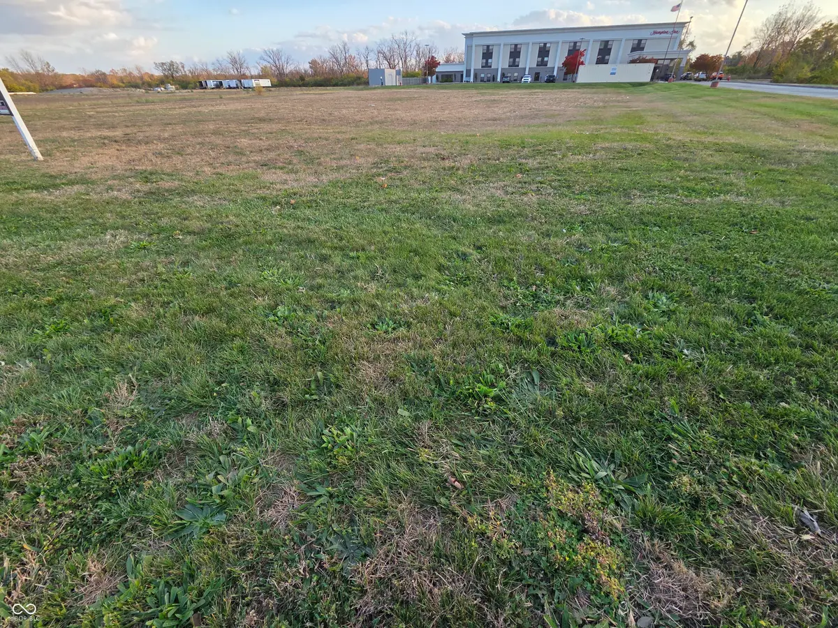 65 E Rampart Street, Shelbyville, IN 46176 - #1