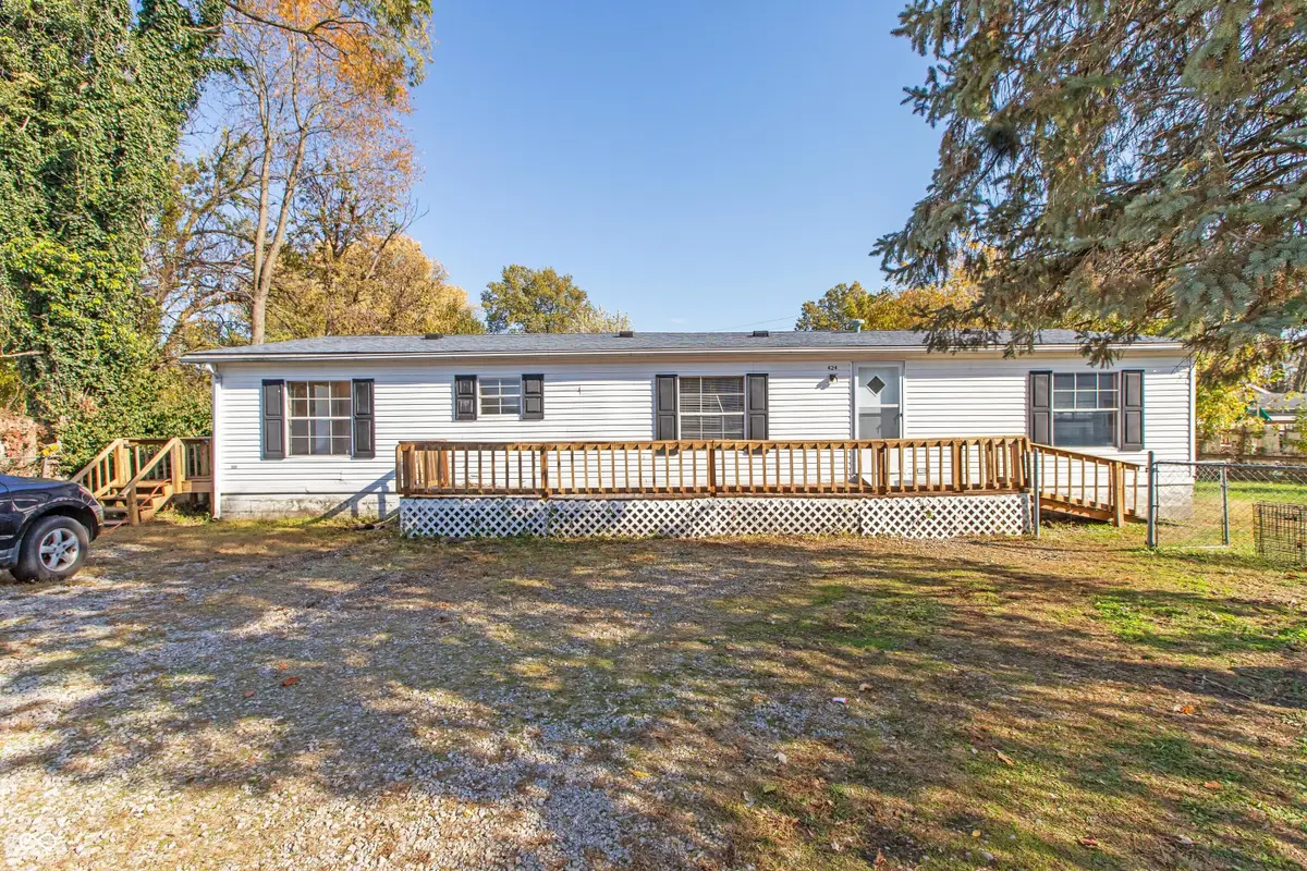 424 Cara Court, Seymour, IN 47274 - Image #1