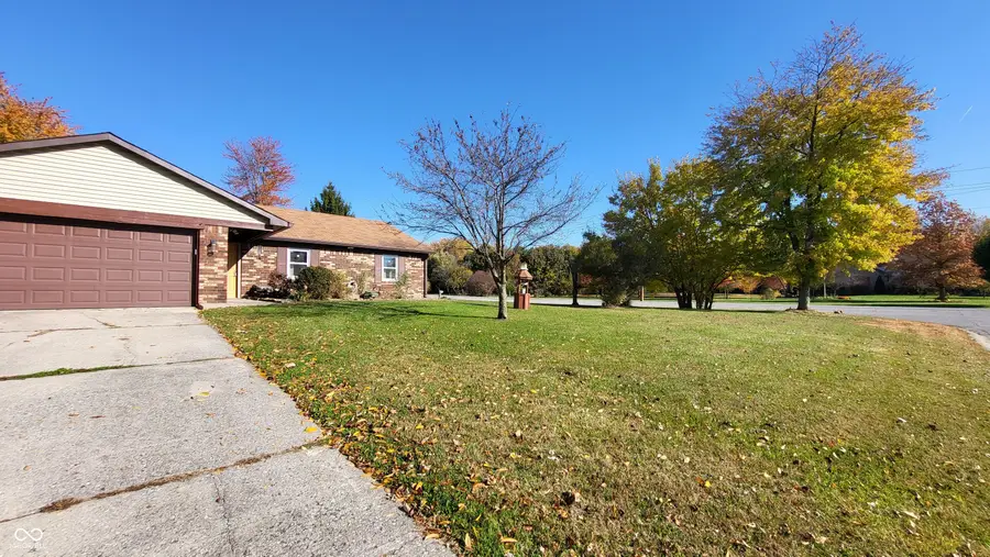 6932 Turnberry Way, Indianapolis, IN 46237 - Image #2