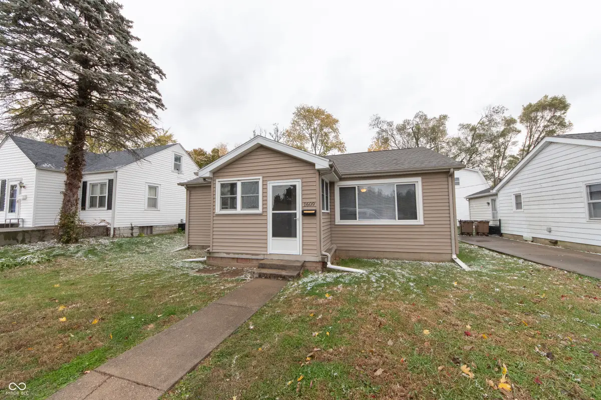 1609 Meridian Street, Columbus, IN 47201 - Image #1