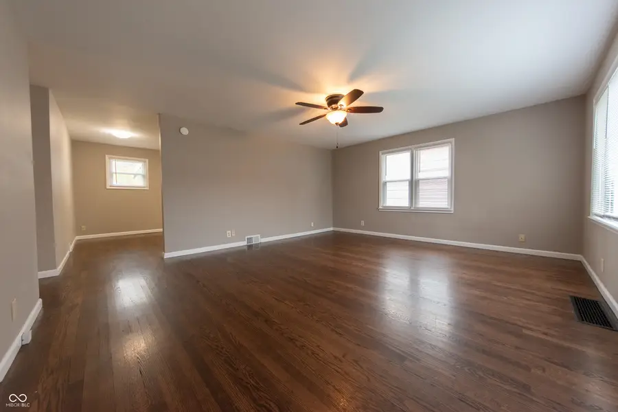 1609 Meridian Street, Columbus, IN 47201 - Image #3