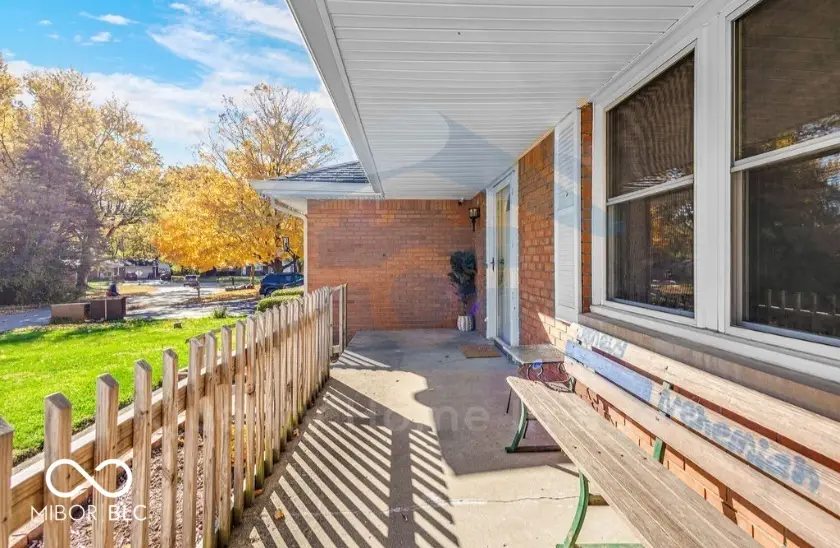 8208 Valley Estates Drive, Indianapolis, IN 46227 - Image #2