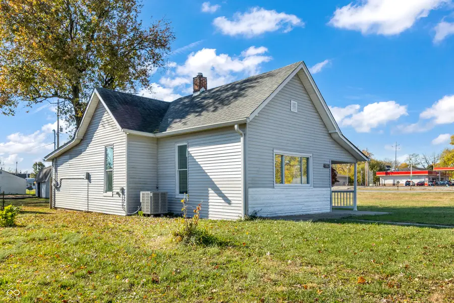 215 E Main Street, Mooresville, IN 46158 - Image #2