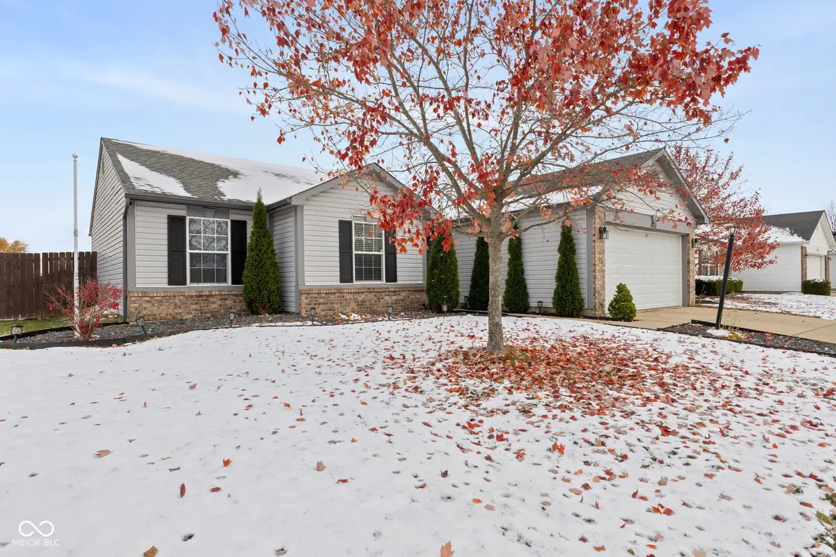 12226 Meadowfield Circle, Indianapolis, IN 46235 - Image #1