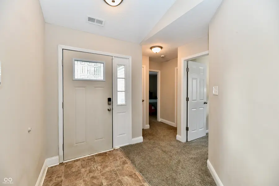 1010 Maple Drive W, Lebanon, IN 46052 - Image #3