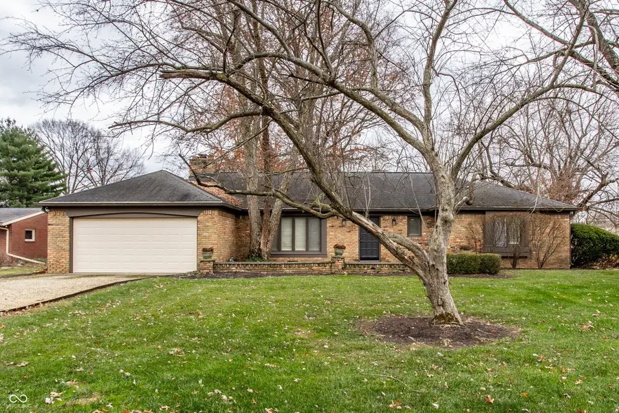 537 Fairway Drive, Indianapolis, IN 46260 - Image #3