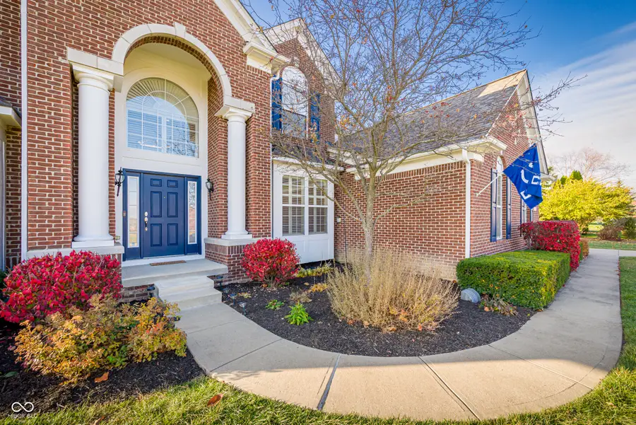5074 S Cobblestone Drive, Zionsville, IN 46077 - Image #2