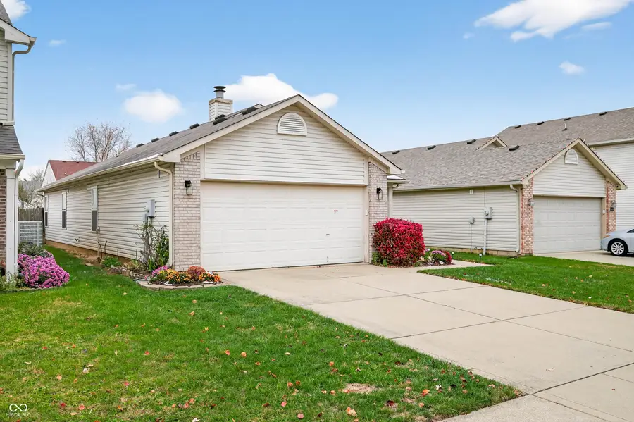 8138 Maple Stream Boulevard, Indianapolis, IN 46217 - Image #2