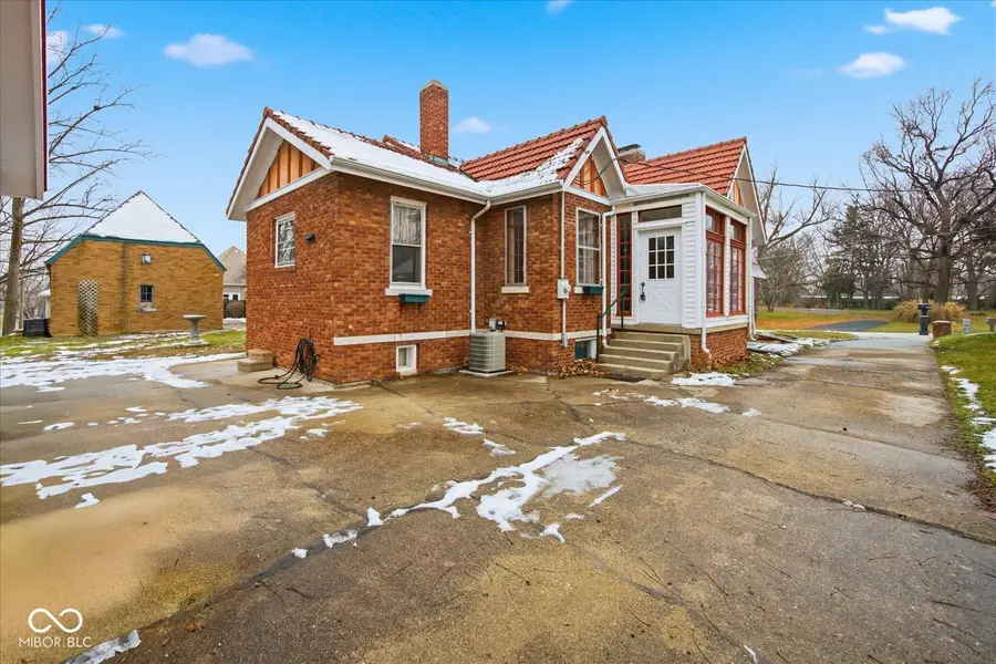 1625 S Riley Highway, Shelbyville, IN 46176 - Image #3