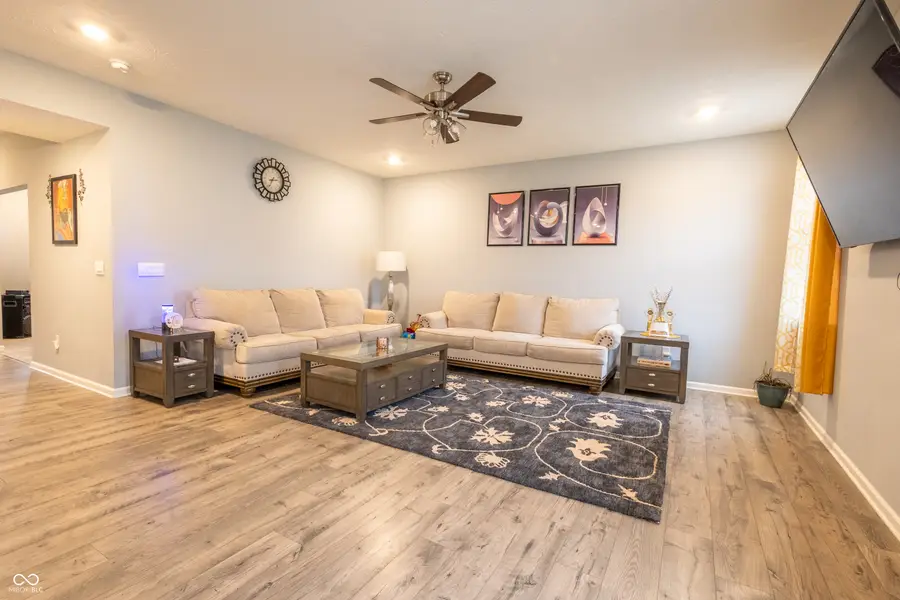 150 Thorpe Drive, Whiteland, IN 46184 - Image #3