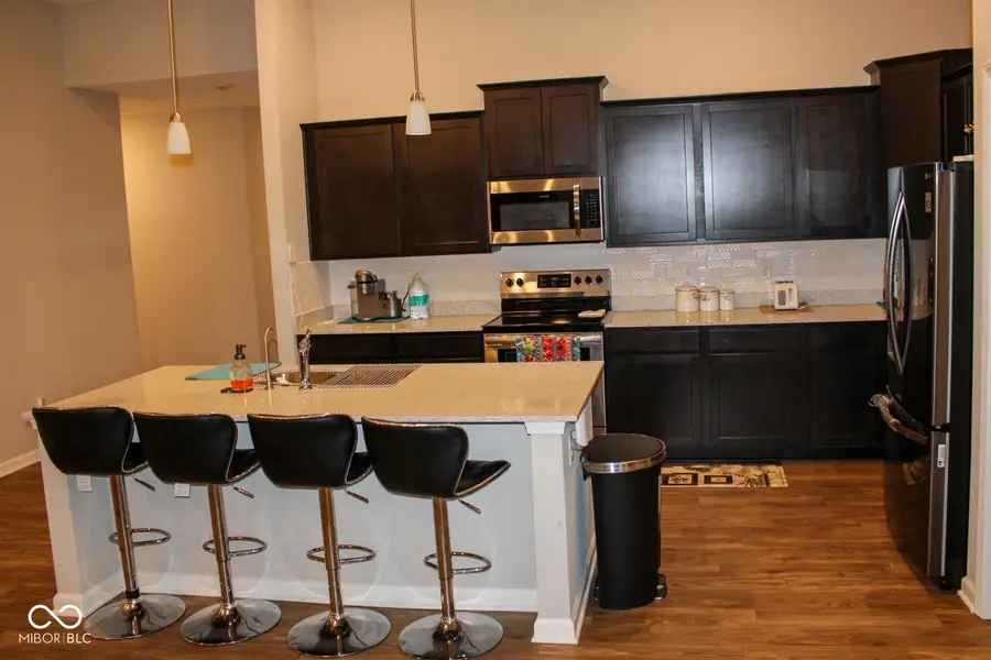 2538 Riviera Place, Greenwood, IN 46143 - Image #2