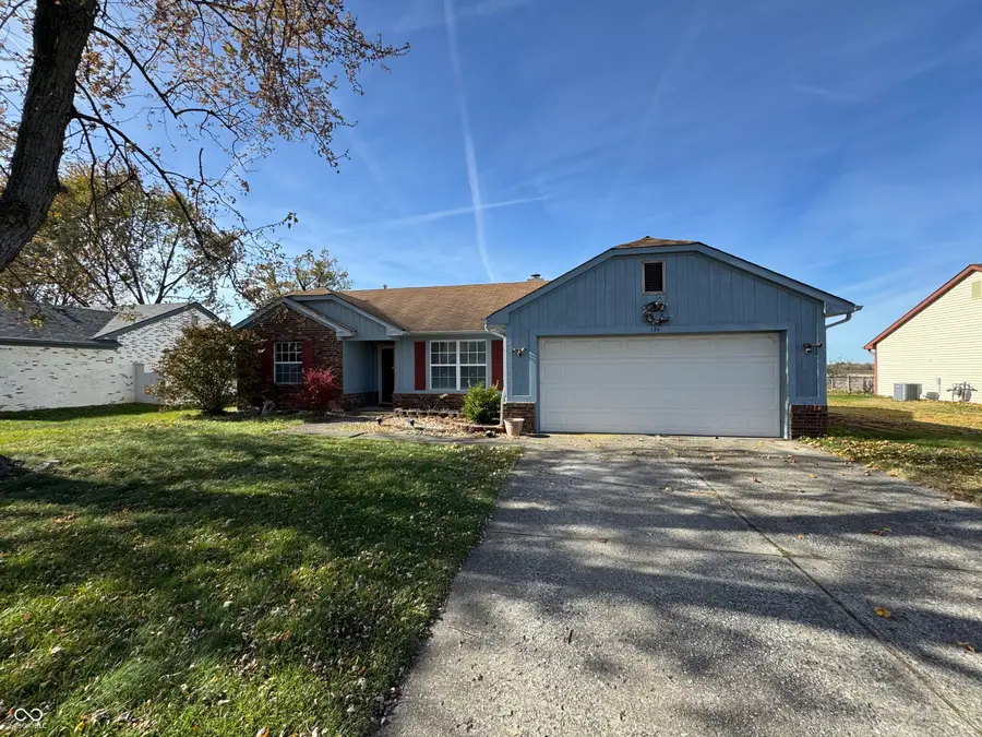 174 Country Aire Lane, Greenwood, IN 46143 - Image #2