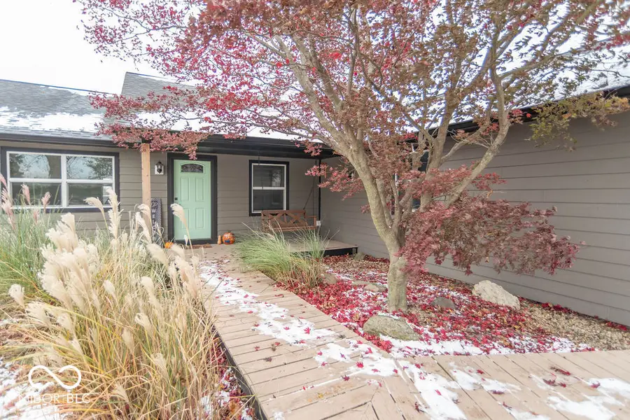 2812 E County Road 100 N, Danville, IN 46122 - Image #2