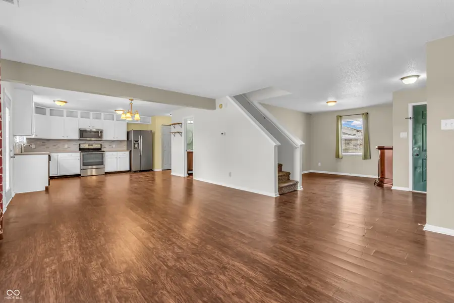 1717 Blue Grass Parkway, Greenwood, IN 46143 - Image #3