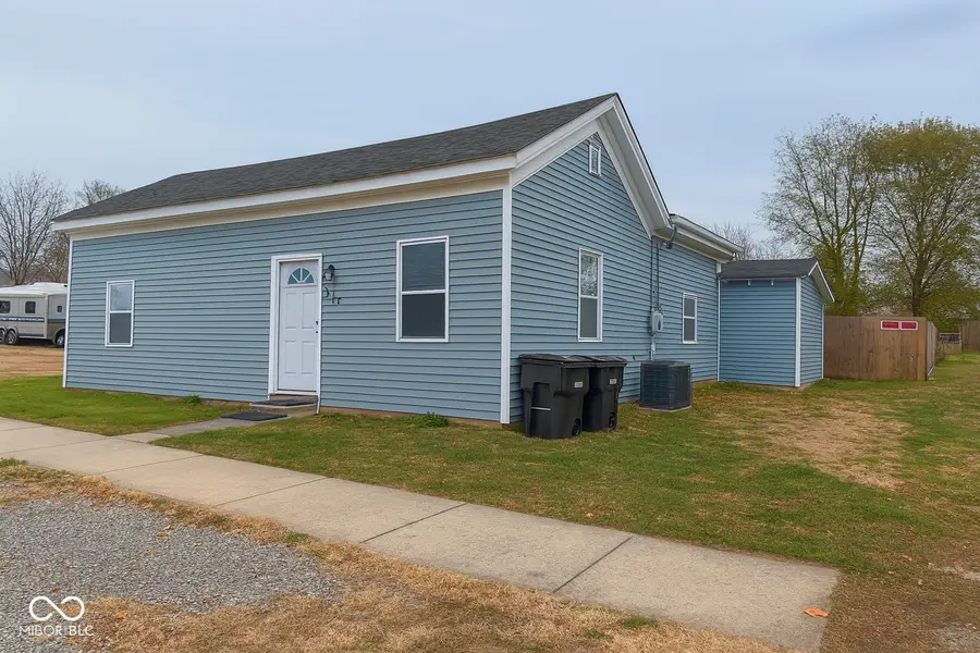 317 N Sycamore Street, Ladoga, IN 47954 - Image #3