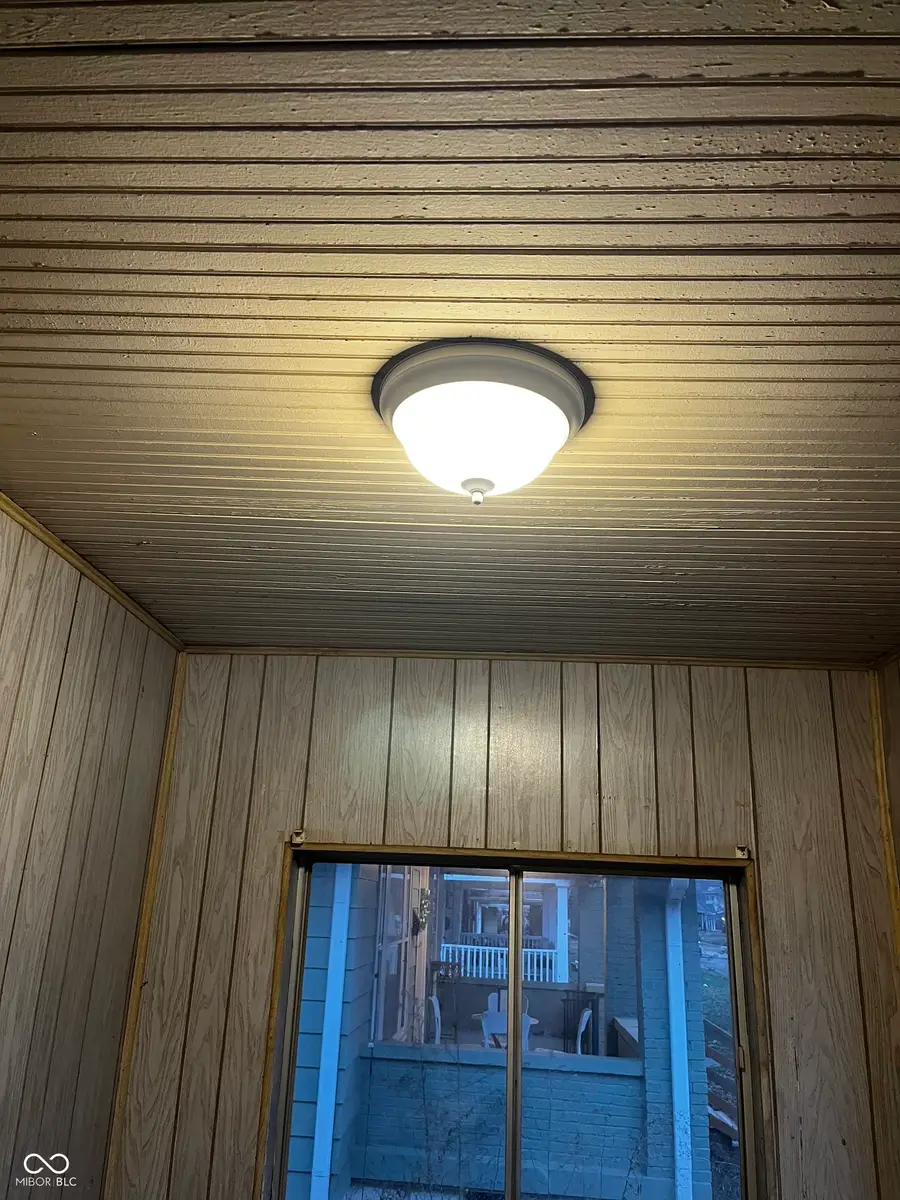 524 N Bradley Avenue, Indianapolis, IN 46201 - Image #2