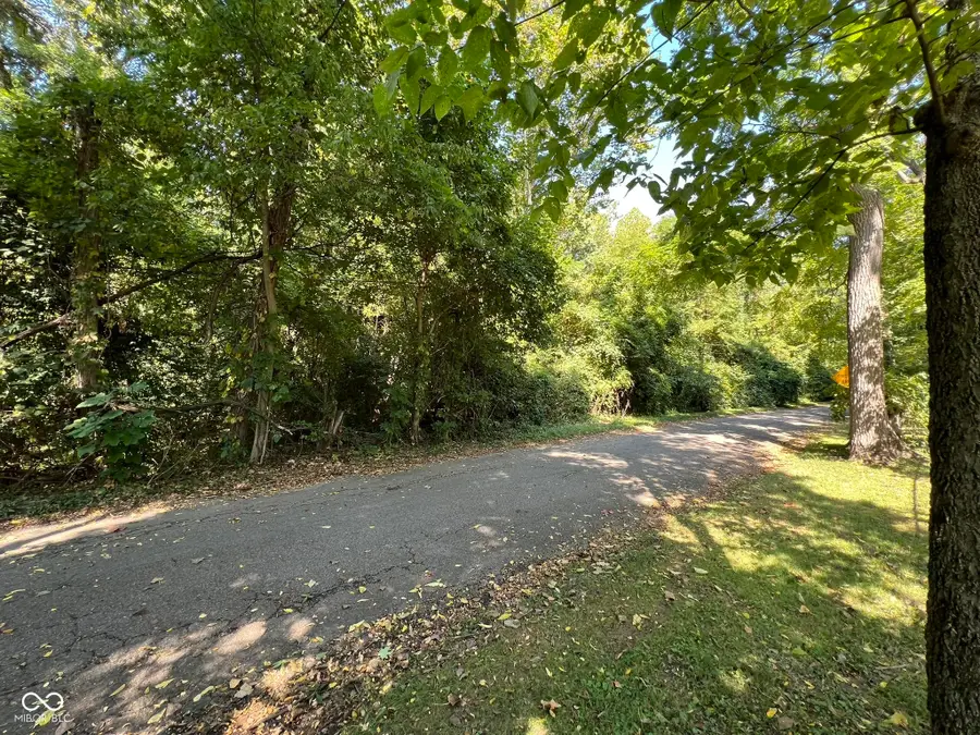 2913 Crooked Creek Parkway W, Indianapolis, IN 46268 - Image #2