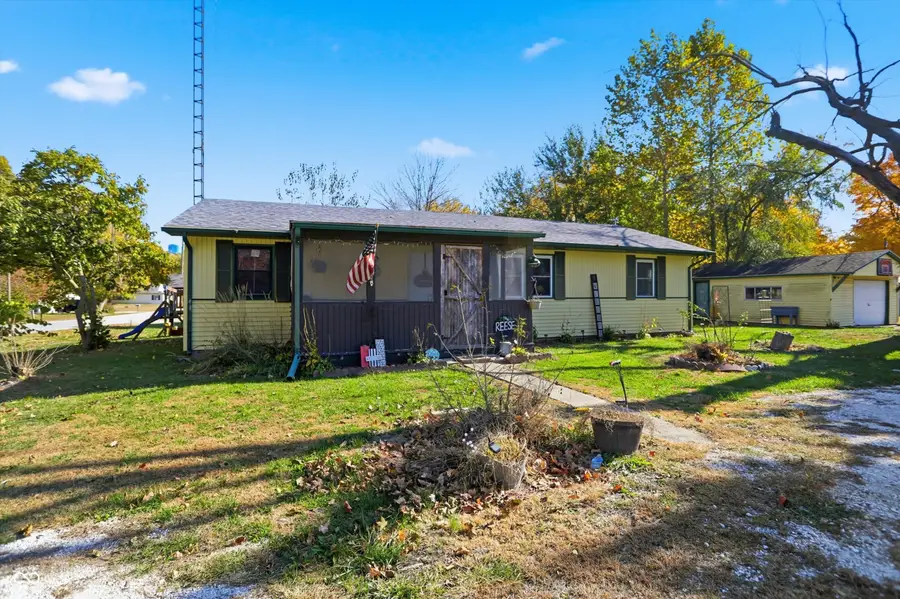 301 S Adams Street, West Lebanon, IN 47991 - Image #2