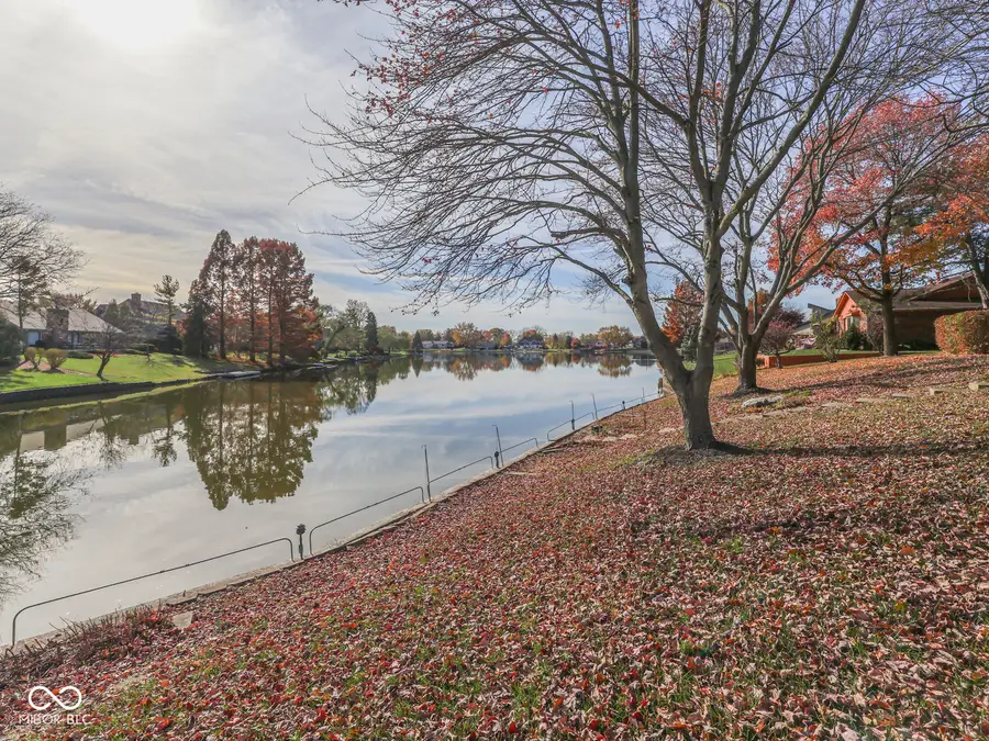 955 Padre Lane, Greenwood, IN 46143 - Image #3