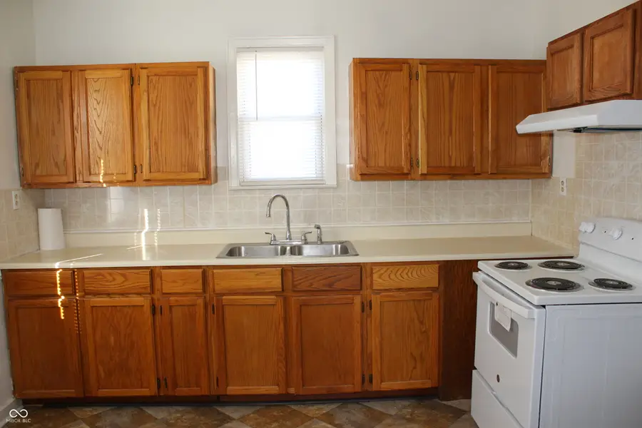 201 E Franklin Street, Greencastle, IN 46135 - Image #2