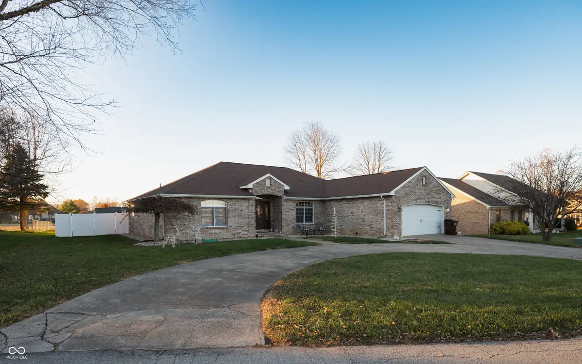 62 Bittersweet Court, Seymour, IN 47274 - Image #1