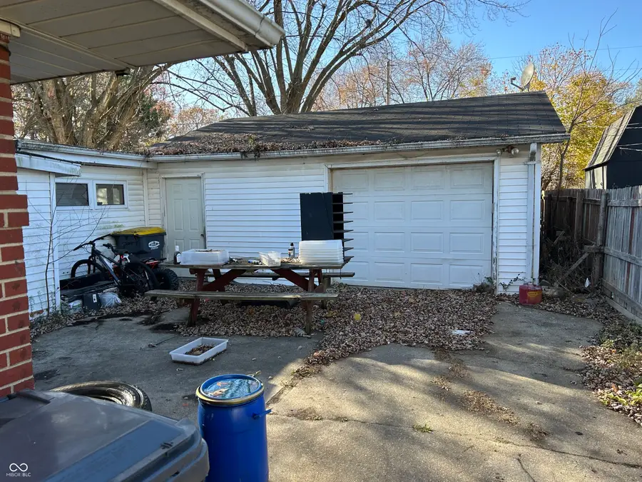 1907 Lowell Avenue, Anderson, IN 46011 - Image #3