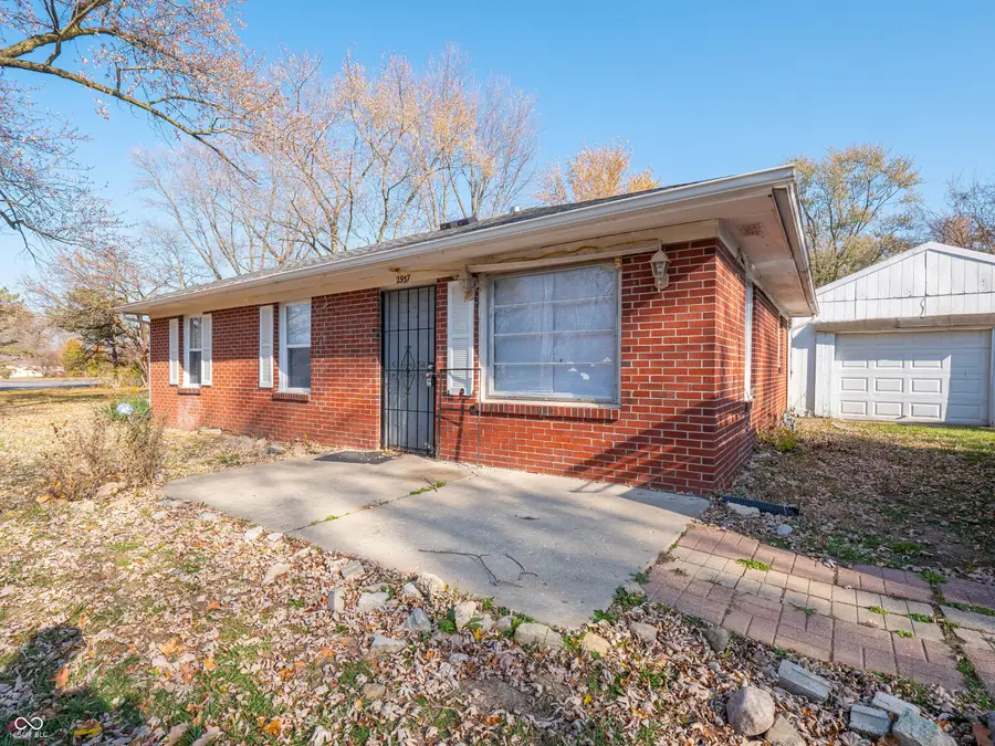 2937 Kristen Drive E, Indianapolis, IN 46218 - Image #3